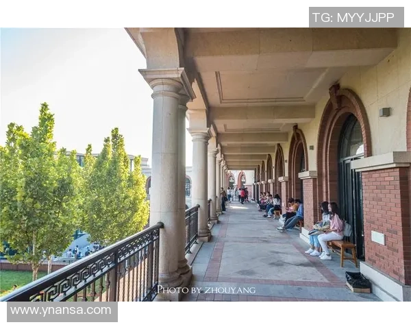 民园足球的崛起与发展探讨：促进社区团结与青少年成长的新平台